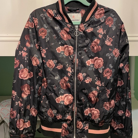 🌸 Urban Republic🌸Black and Rose Polyester Jacket Trendy Girls L 14 - Picture 5 of 7